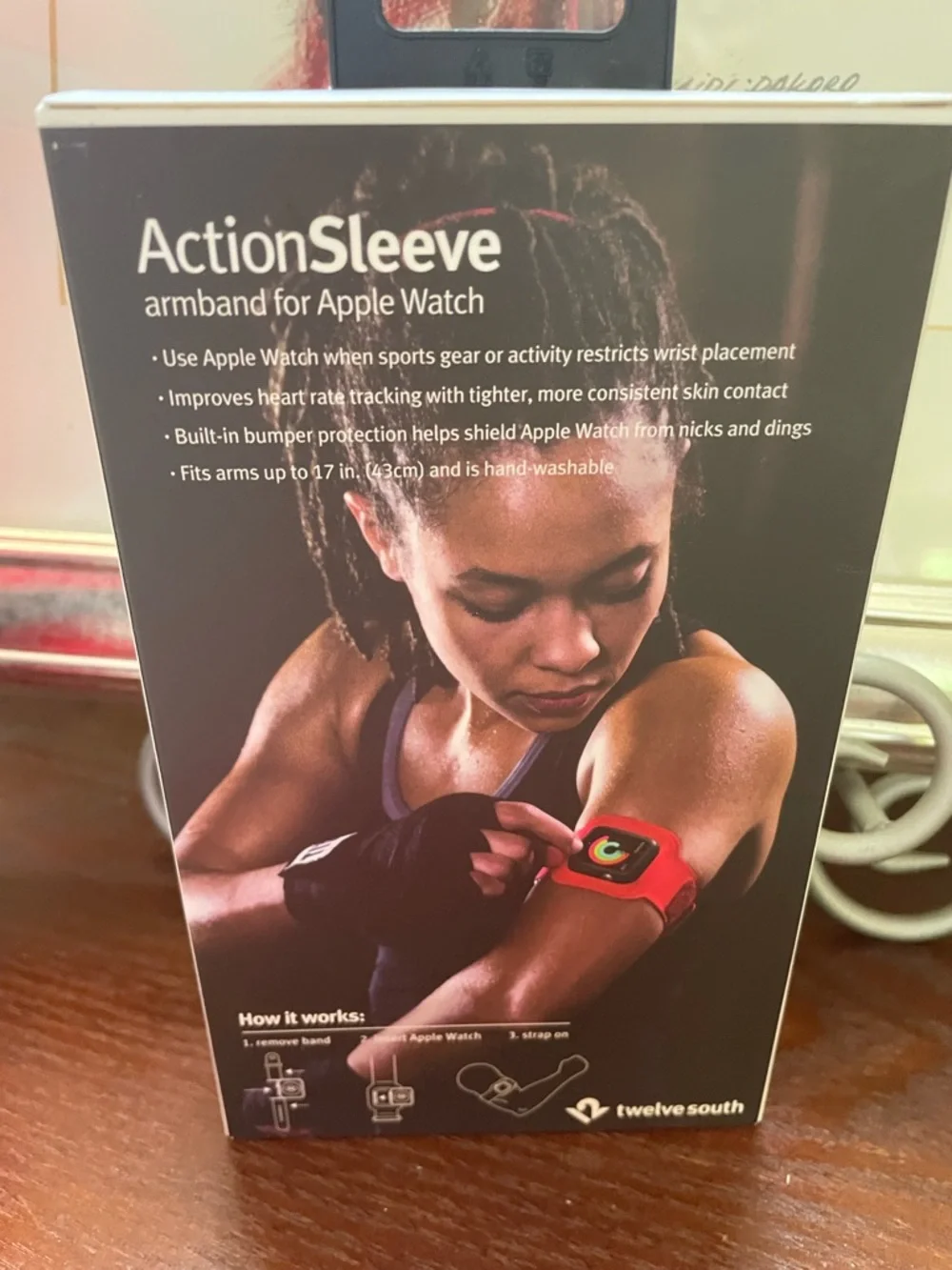 Twelve South ActionSleeve Armband for Apple Watch 42mm - Red -NWOT